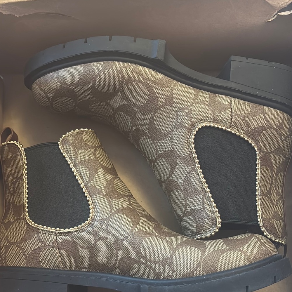 Brown Patterned Ankle Boots with Black Accents